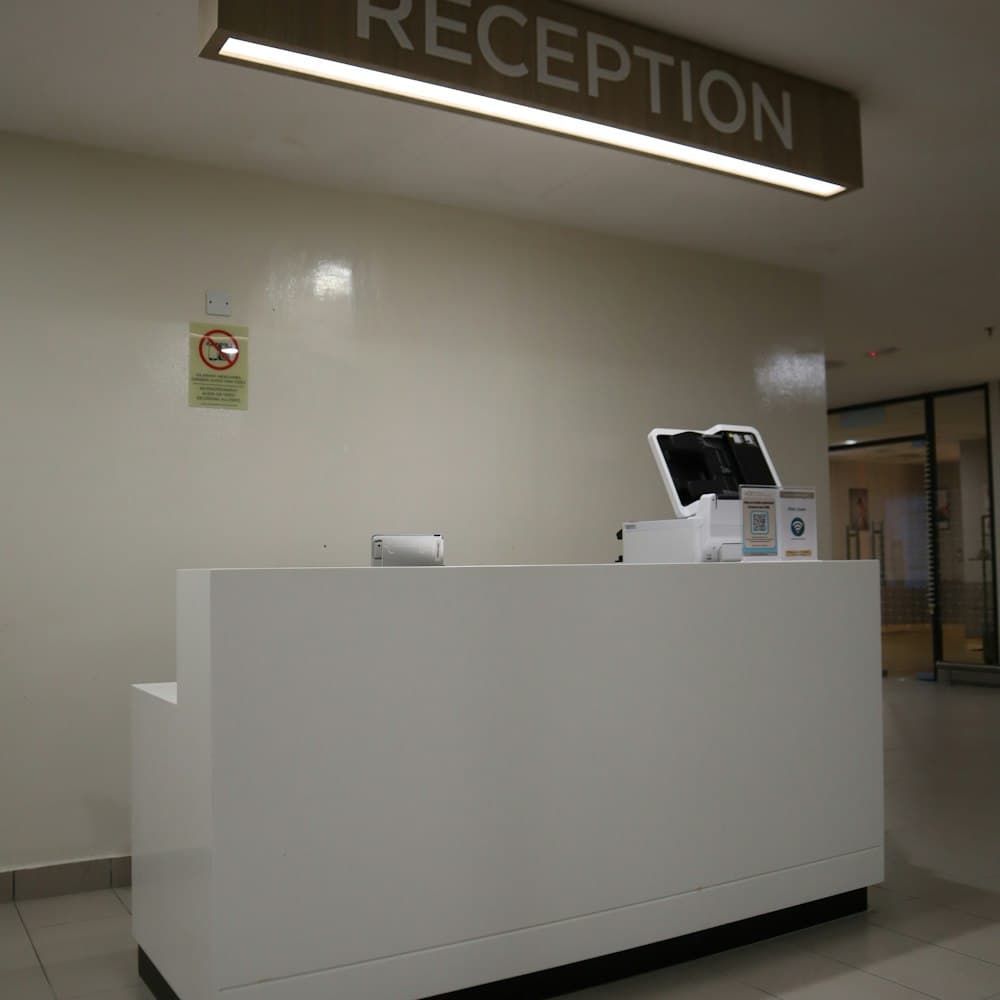 Balcão da recepção da clínica